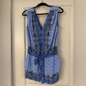 BCBG MAXAZRIA Slinky Stretch Tropical Floral Romper